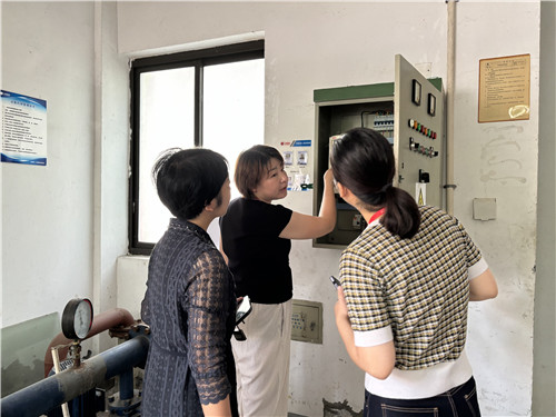 節(jié)前大檢查4_副本.jpg 節(jié)前大檢查4_副本.jpg