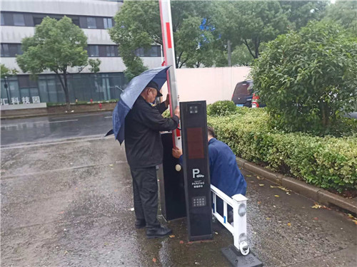 臺風11_副本.jpg 臺風11_副本.jpg