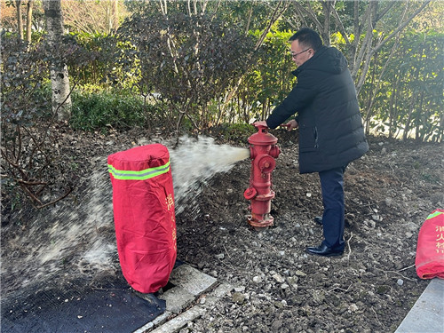 安檢3_副本.jpg 安檢3_副本.jpg