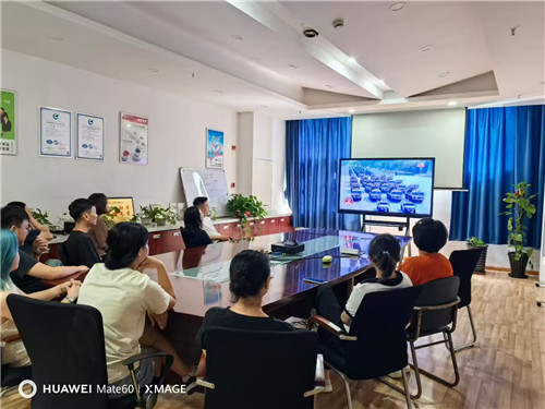 閱兵4_副本.jpg 閱兵4_副本.jpg